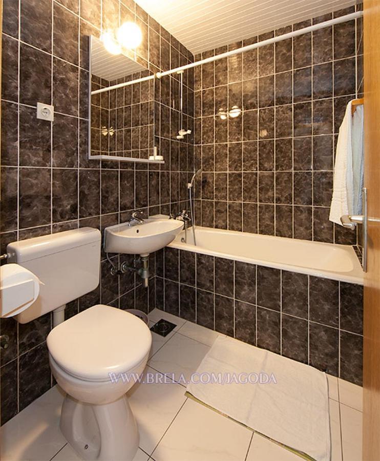 Apartments Jagoda Brela Ngoại thất bức ảnh