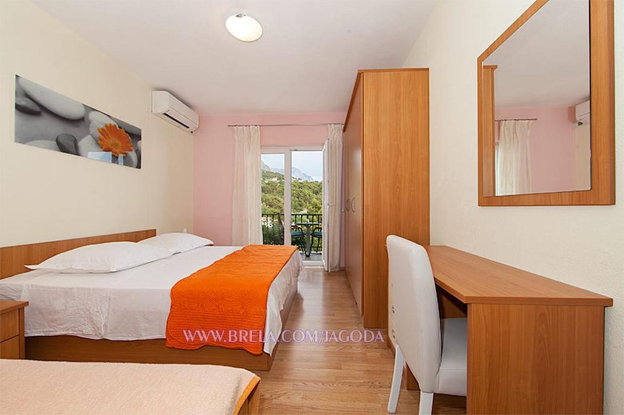 Apartments Jagoda Brela Ngoại thất bức ảnh