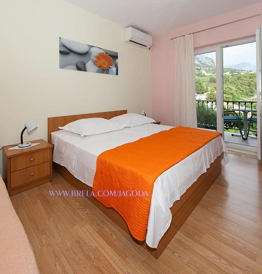 Apartments Jagoda Brela Ngoại thất bức ảnh